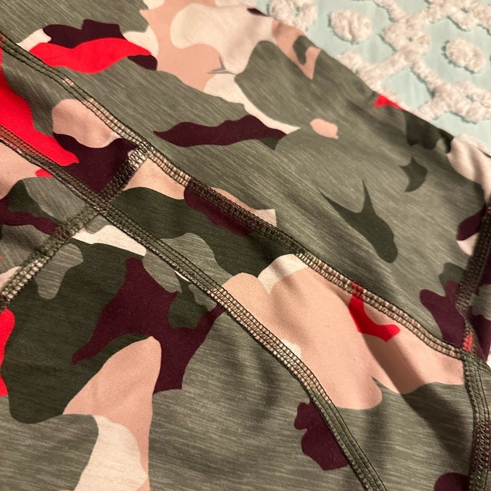 OLD NAVY Active Camouflage Set Sz M - Picture 9 of 10